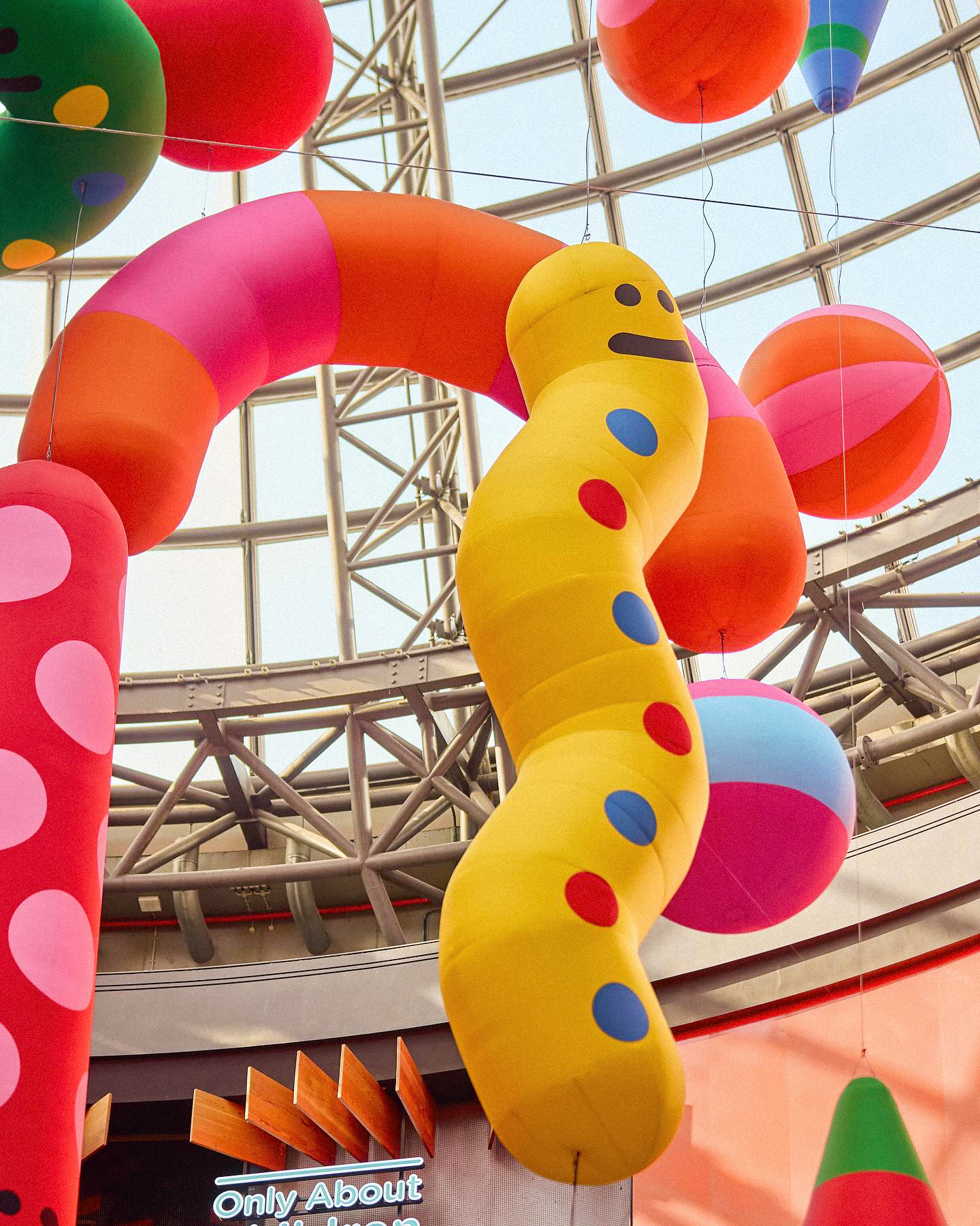 “Cosmos”大型装置艺术｜365天的好设计NO.23（图ZMTUwMjIyNTY=） - 观点 - 站酷设计师站酷资讯原创素材 - 站酷ZCOOL