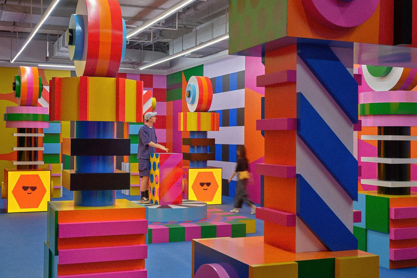 “Cosmos”大型装置艺术｜365天的好设计NO.23（图ZMTUwMjIyNzI=） - 观点 - 站酷设计师站酷资讯原创素材 - 站酷ZCOOL