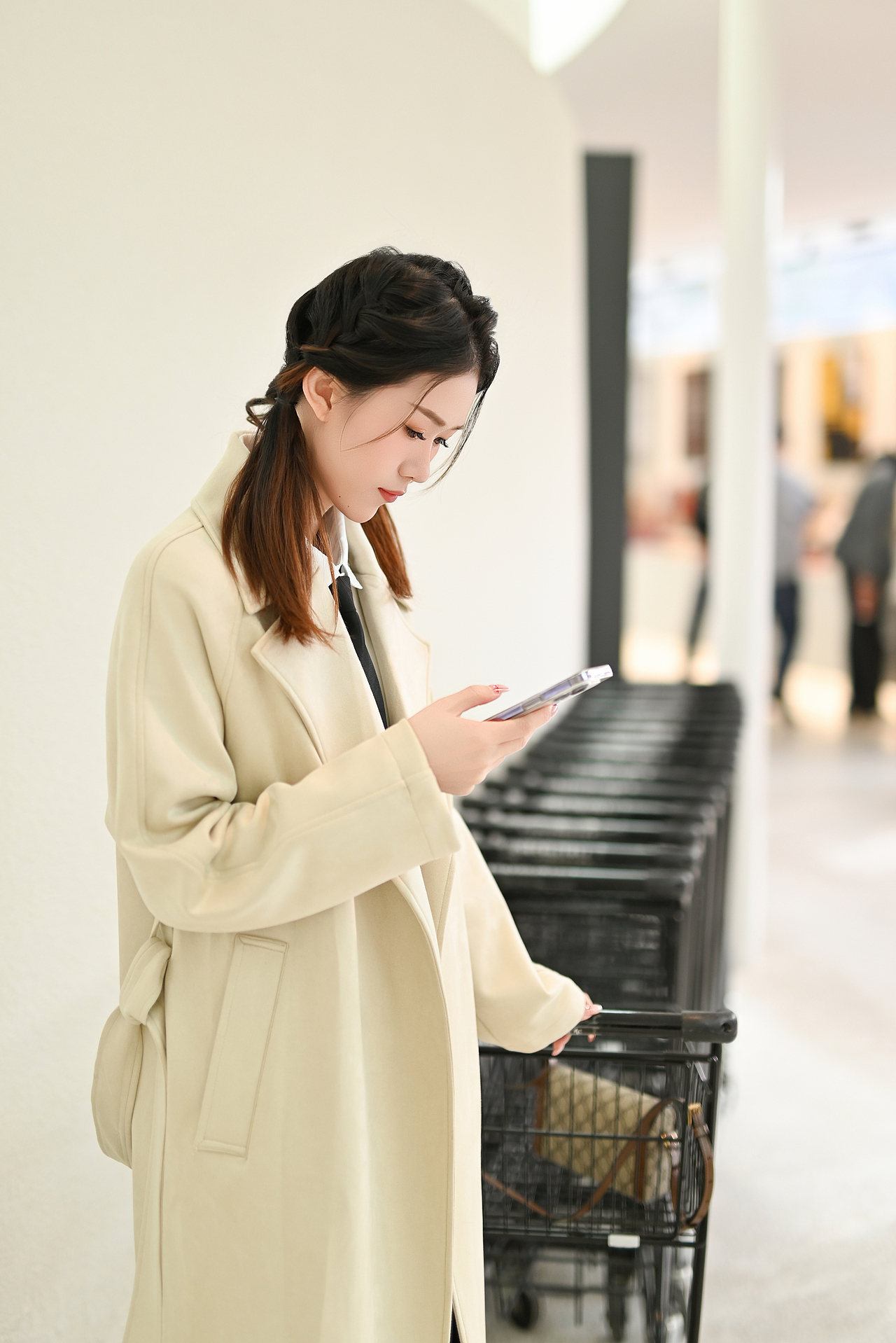 书店（图ZMzg0ODQ1NDA4） - 人像摄影 - 站酷设计师GawainLee原创素材 - 站酷ZCOOL