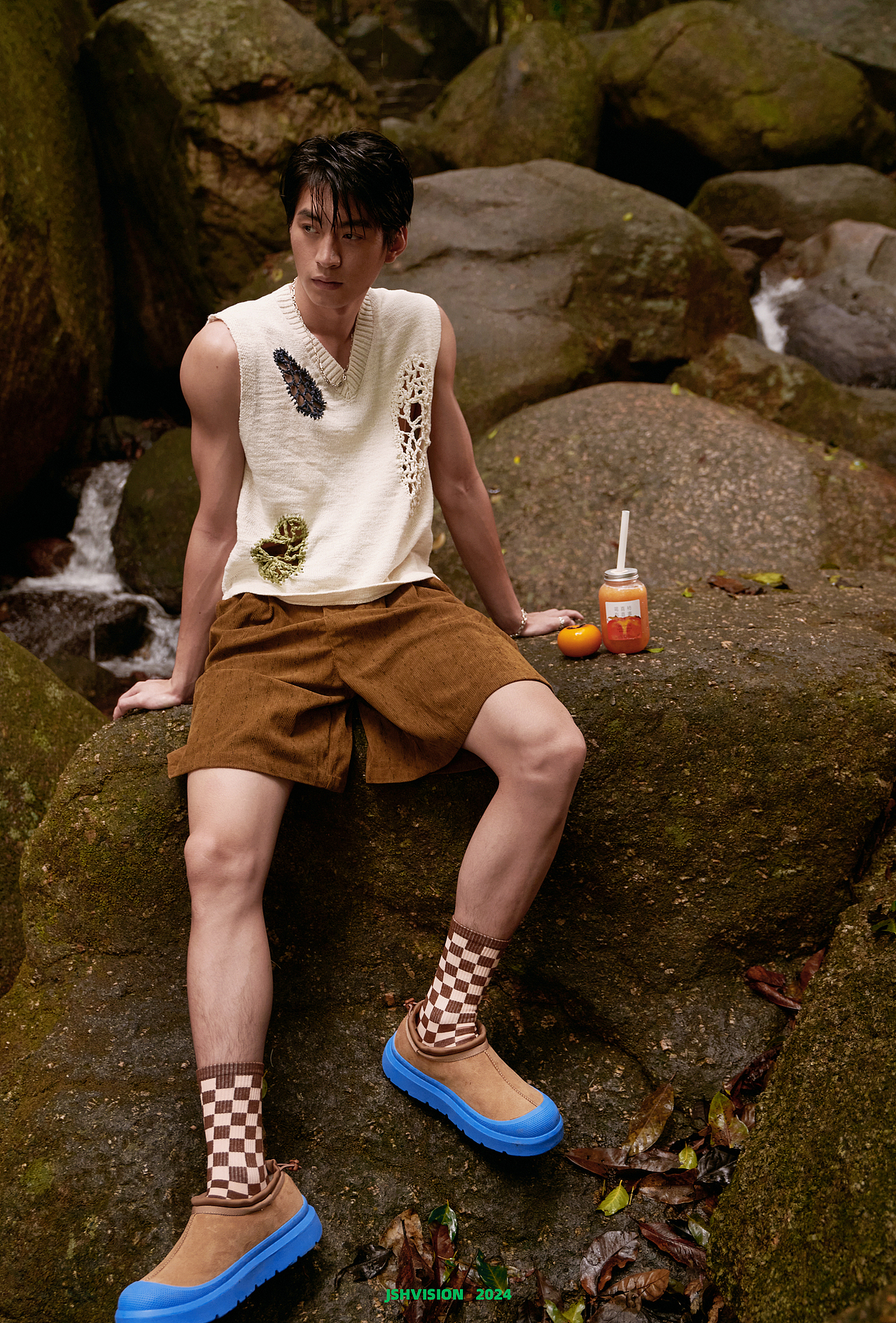 初春带上喜茶一起去山谷吧（图ZMzg0OTUxNDQ0） - 产品摄影 - 站酷设计师杨华彬原创素材 - 站酷ZCOOL