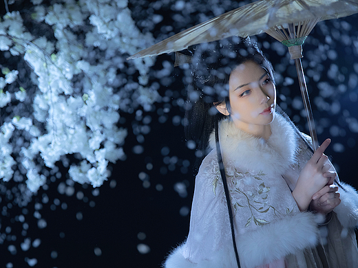 梨花胜雪（个人主页-ZNzEzMzUxNDA=） - 人像摄影 - 站酷设计师路尘谨制原创素材 - 站酷ZCOOL