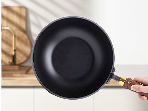 有间|康诗达章丘无涂层古法氮化大肚铁锅