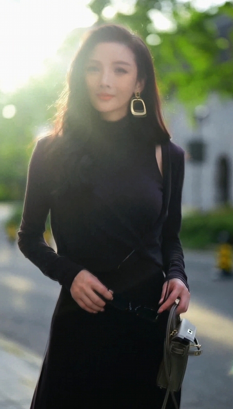 服装短视频拍摄剪辑（图ZMzg1MDI0Mzg4） - 短片 - 站酷设计师忠诚的原创素材 - 站酷ZCOOL