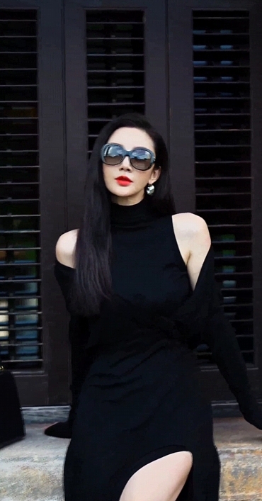 服装短视频拍摄剪辑（图ZMzg1MDMxOTE2） - 短片 - 站酷设计师忠诚的原创素材 - 站酷ZCOOL