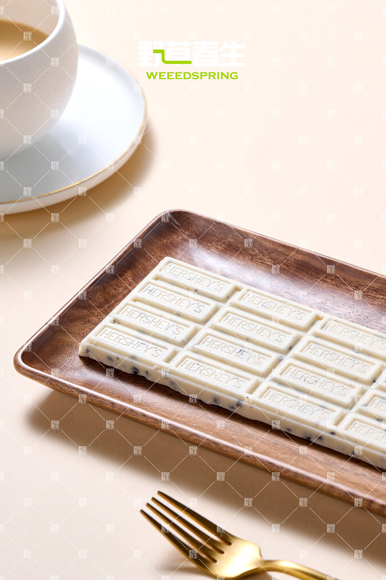 野草春生X好时曲奇奶香白巧克咖啡风味糖果摄影