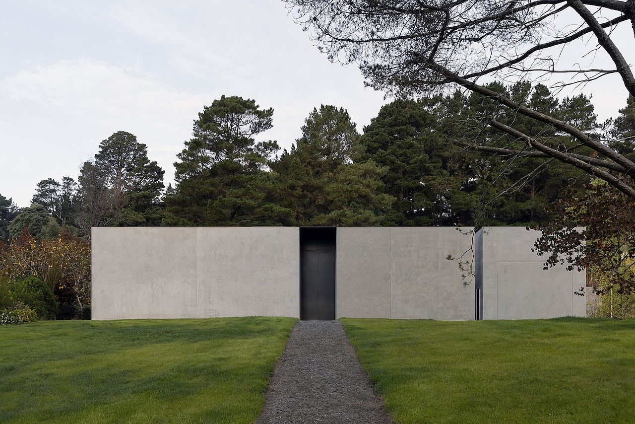 审美积累l澳大利亚灰色极简主义住宅