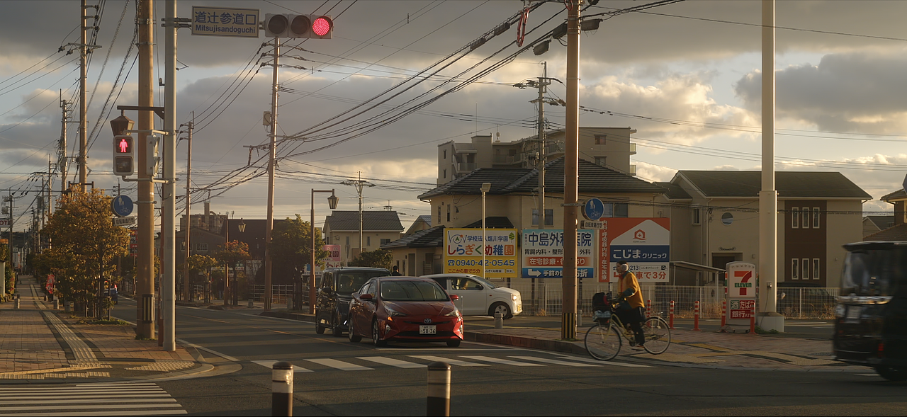 黄昏多云的街景 静帧