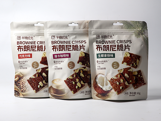 爆火的布朗尼脆片 包装设计