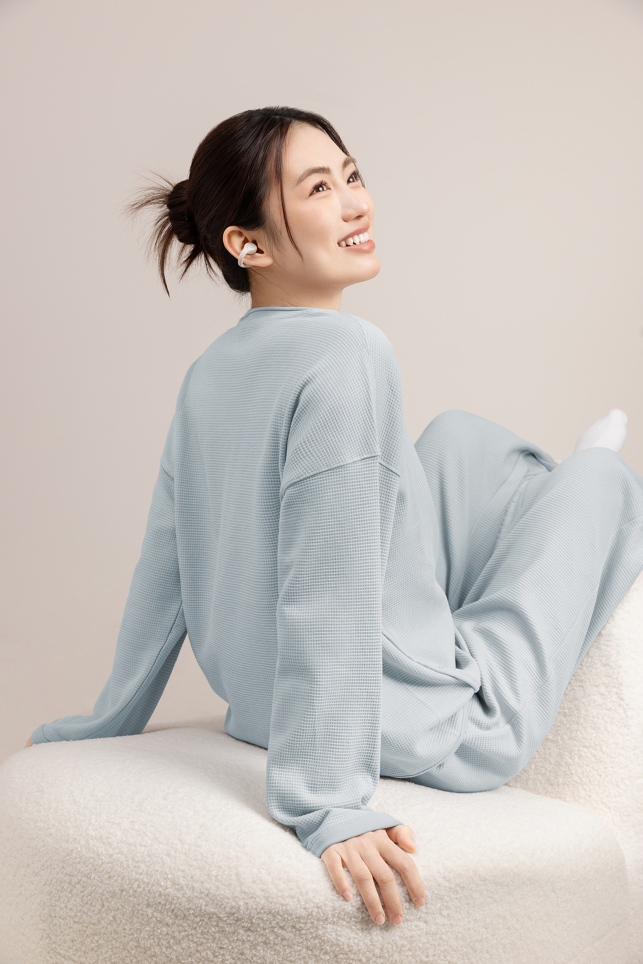 产品摄影:冇心CCD open耳机模特拍摄