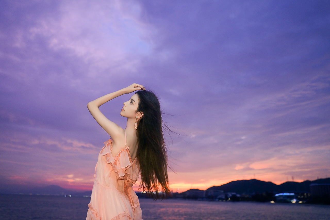 这一刻，世界安静得只剩下心跳（图ZMzg1MzMyOTE2） - 人像摄影 - 站酷设计师萌又三岁原创素材 - 站酷ZCOOL