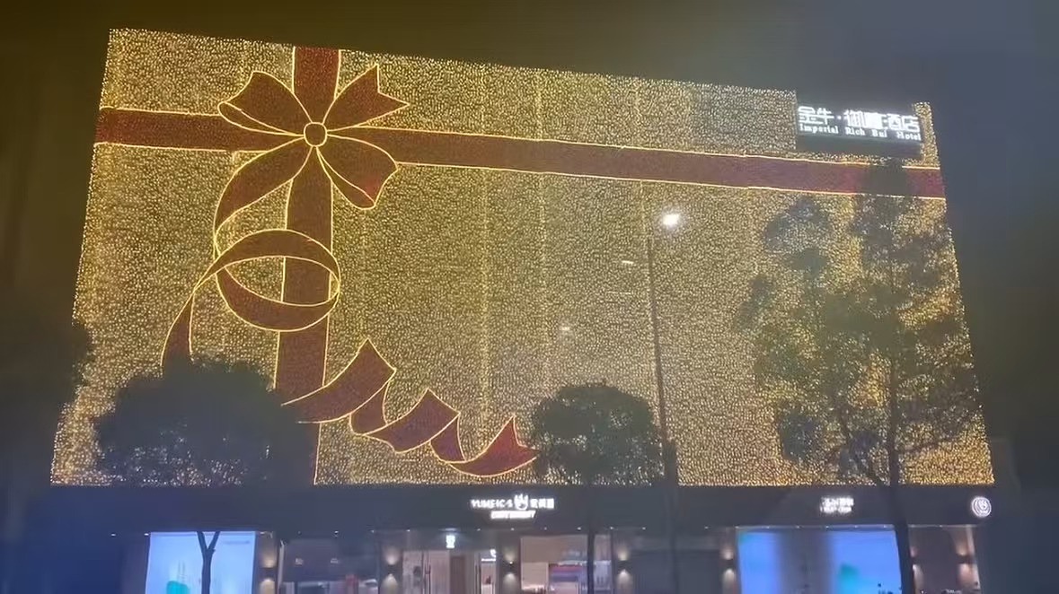 于灯饰画制作中,聆听光与画的呢喃