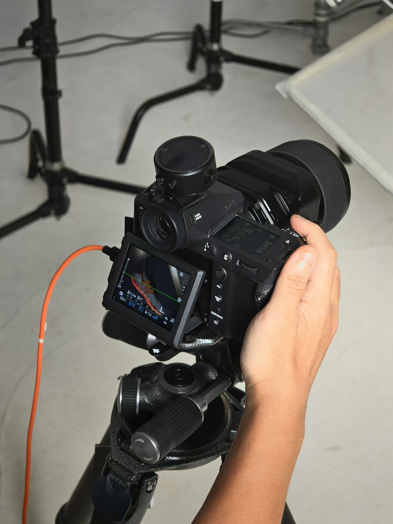 【行摄观】Adidas Trae Young 3 篮球鞋创意拍摄