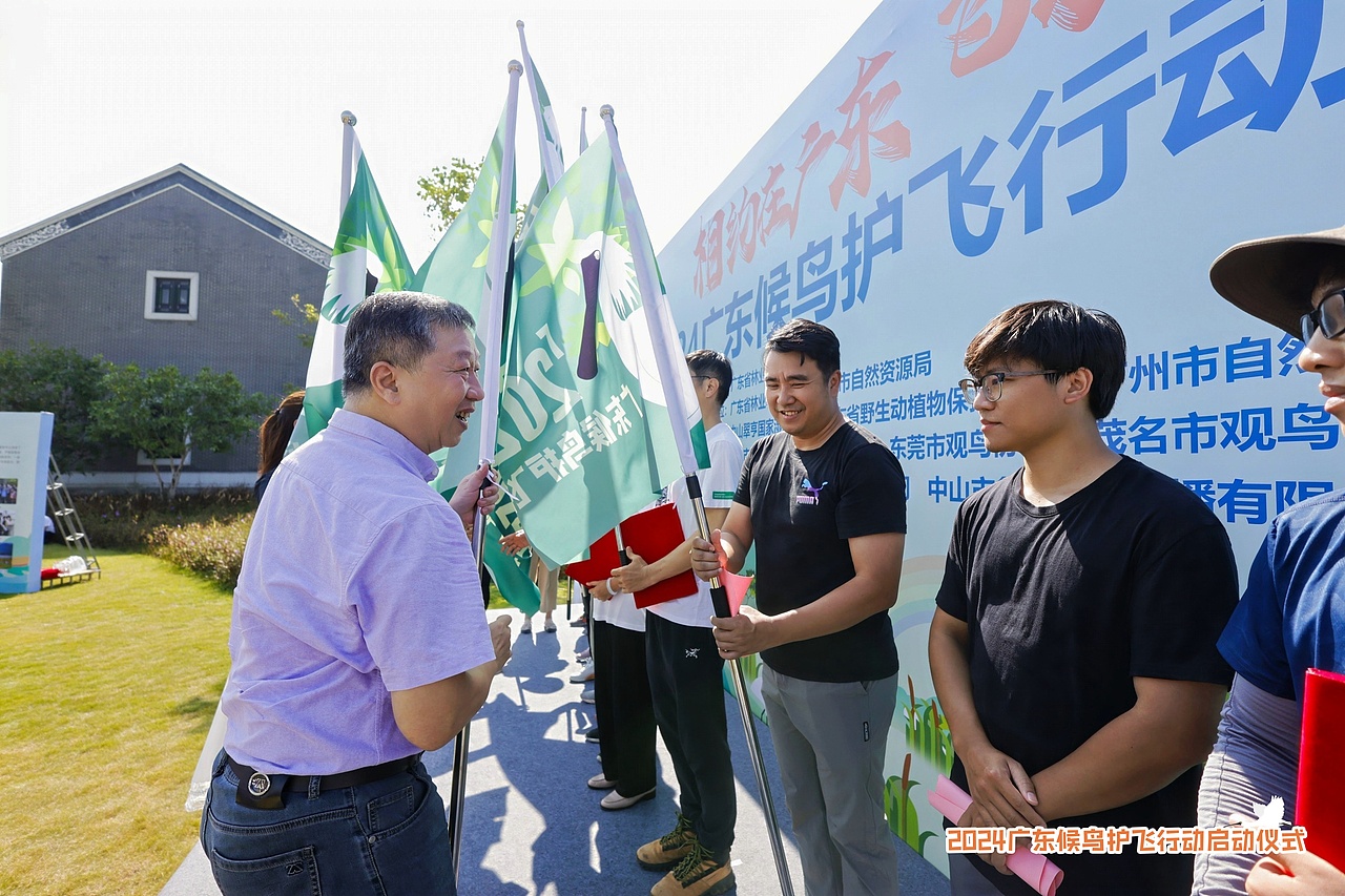 2024广东省候鸟护飞行动（图ZMzg1NDUwODM2） - 宣传物料 - 站酷设计师老合鸟子原创素材 - 站酷ZCOOL