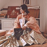 长羽岩彩的头像