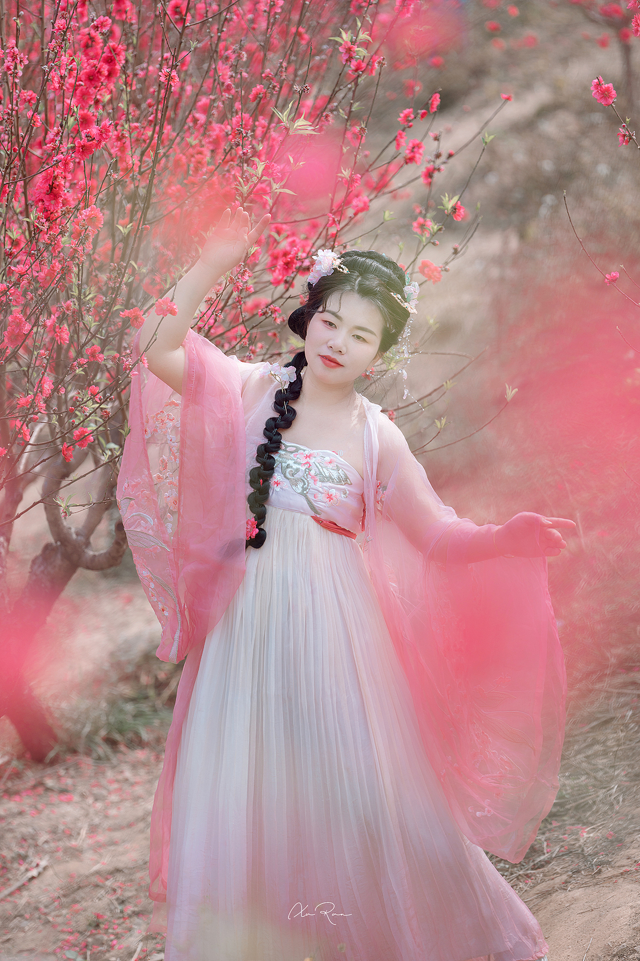 水濂山桃花🌸春日浪漫必打卡（图ZMzg1NzYwNjM2） - 人像摄影 - 站酷设计师许润原创素材 - 站酷ZCOOL