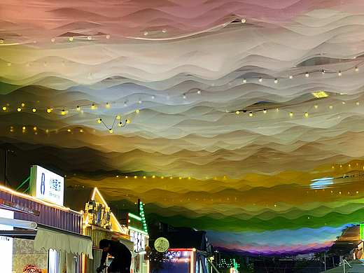 星辰落人间，探秘灯光艺术装置的浪漫之境