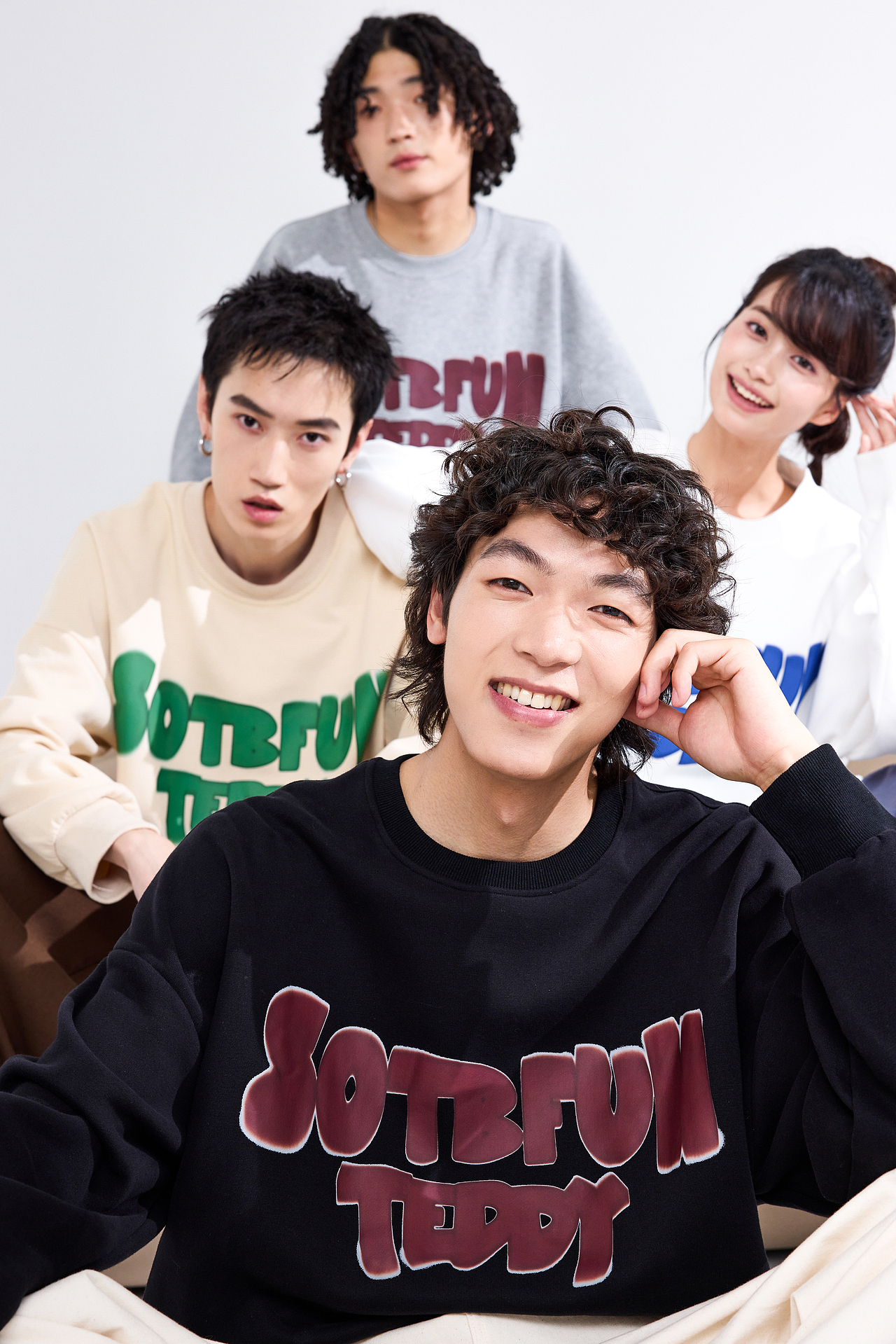 潮牌服装拍摄｜个人作品（图ZMzg1ODA4MDQ0） - 时尚/艺术摄影 - 站酷设计师摄影师阿照原创素材 - 站酷ZCOOL