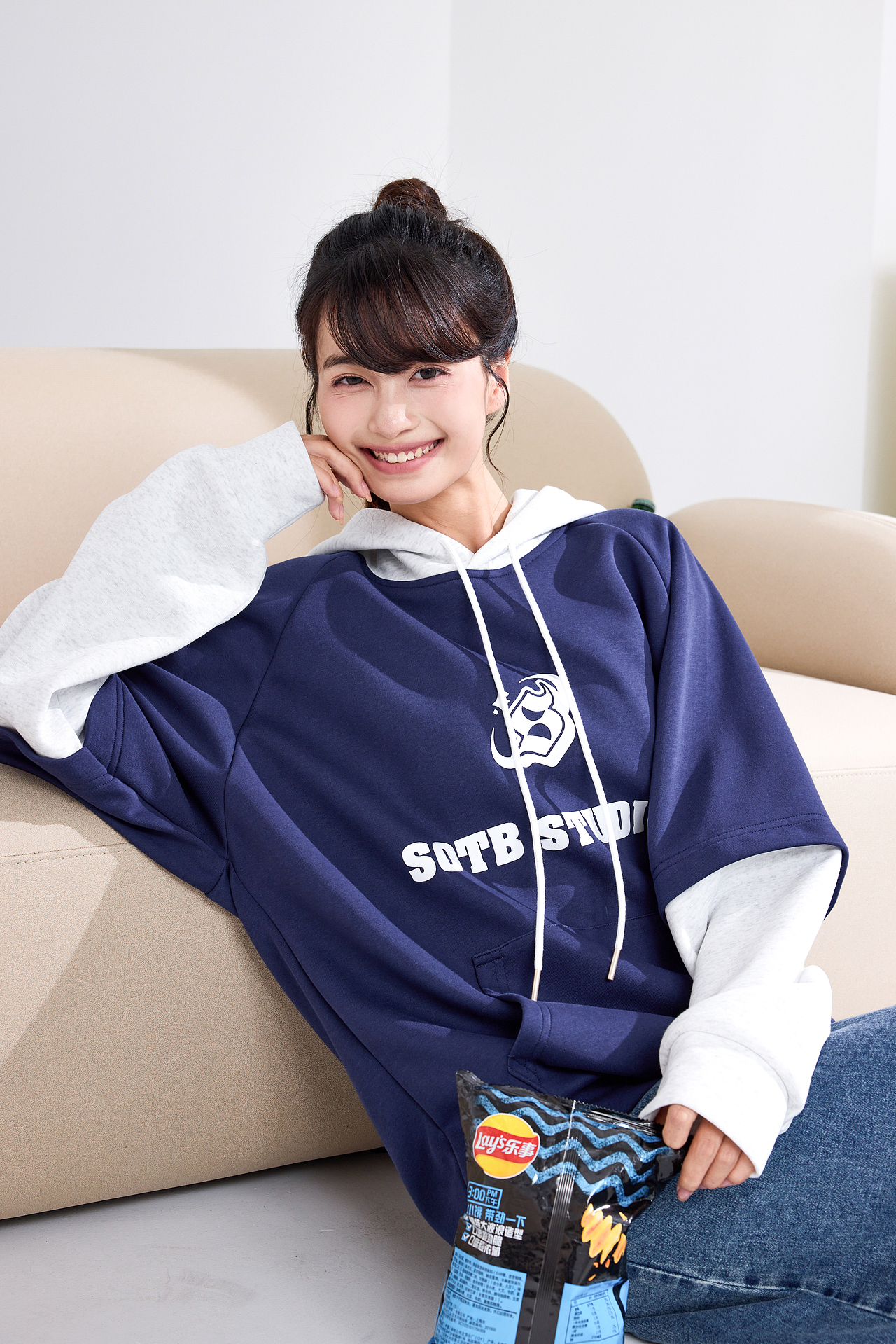 潮牌服装拍摄｜个人作品（图ZMzg1ODA4MDM2） - 时尚/艺术摄影 - 站酷设计师摄影师阿照原创素材 - 站酷ZCOOL