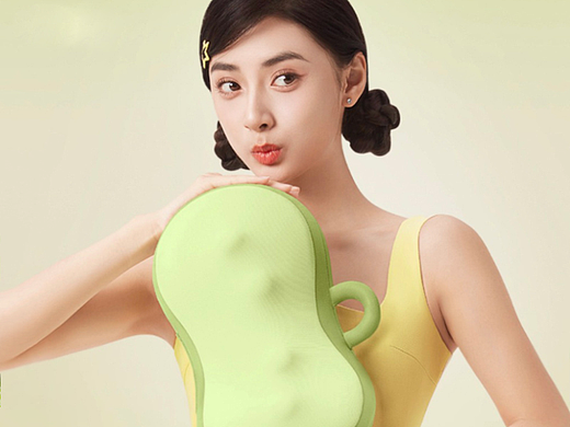 Yamore 按摩仪理疗仪 多功能按摩枕 人物产品海报拍摄