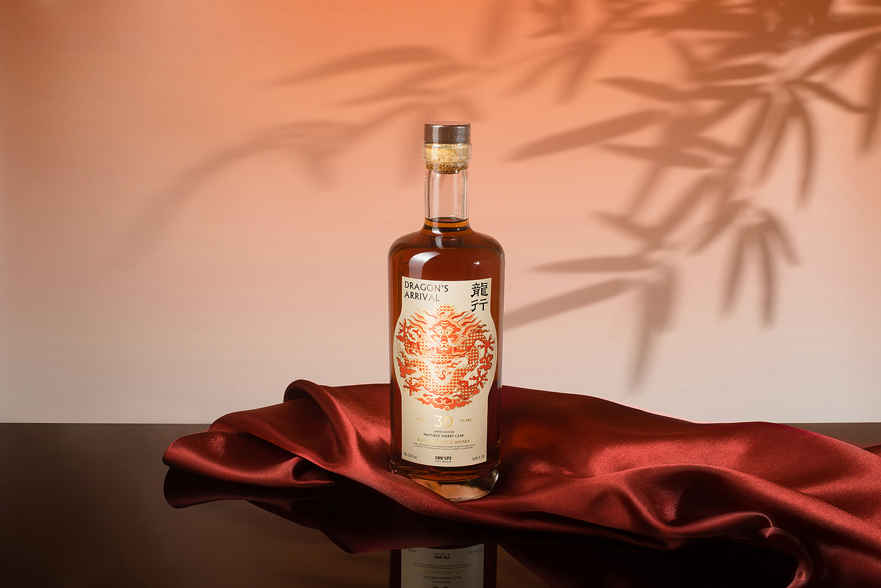 龍行威士忌-包装设计(图ZMzg1ODI3MDI0) - 包装 - 站酷设计师SureDesign烁设计原创素材 - 站酷ZCOOL