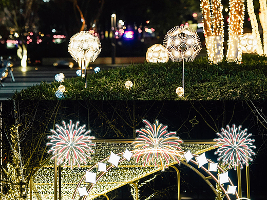 探秘灯光装置艺术，解锁光影的无限可能