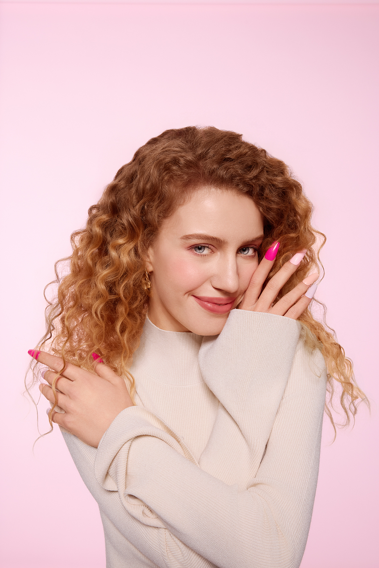 纯底色模特篇（图ZMzg2MDExMTcy） - 修图/后期 - 站酷设计师修图师LEI原创素材 - 站酷ZCOOL