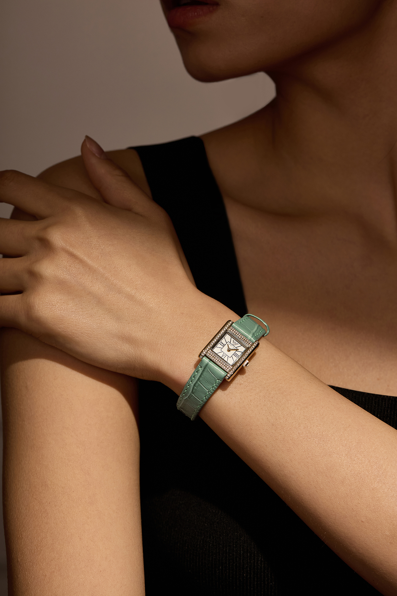 手表拍摄--微距创意拍摄（图ZMzg2MDc1NDE2） - 产品摄影 - 站酷设计师微距创意原创素材 - 站酷ZCOOL