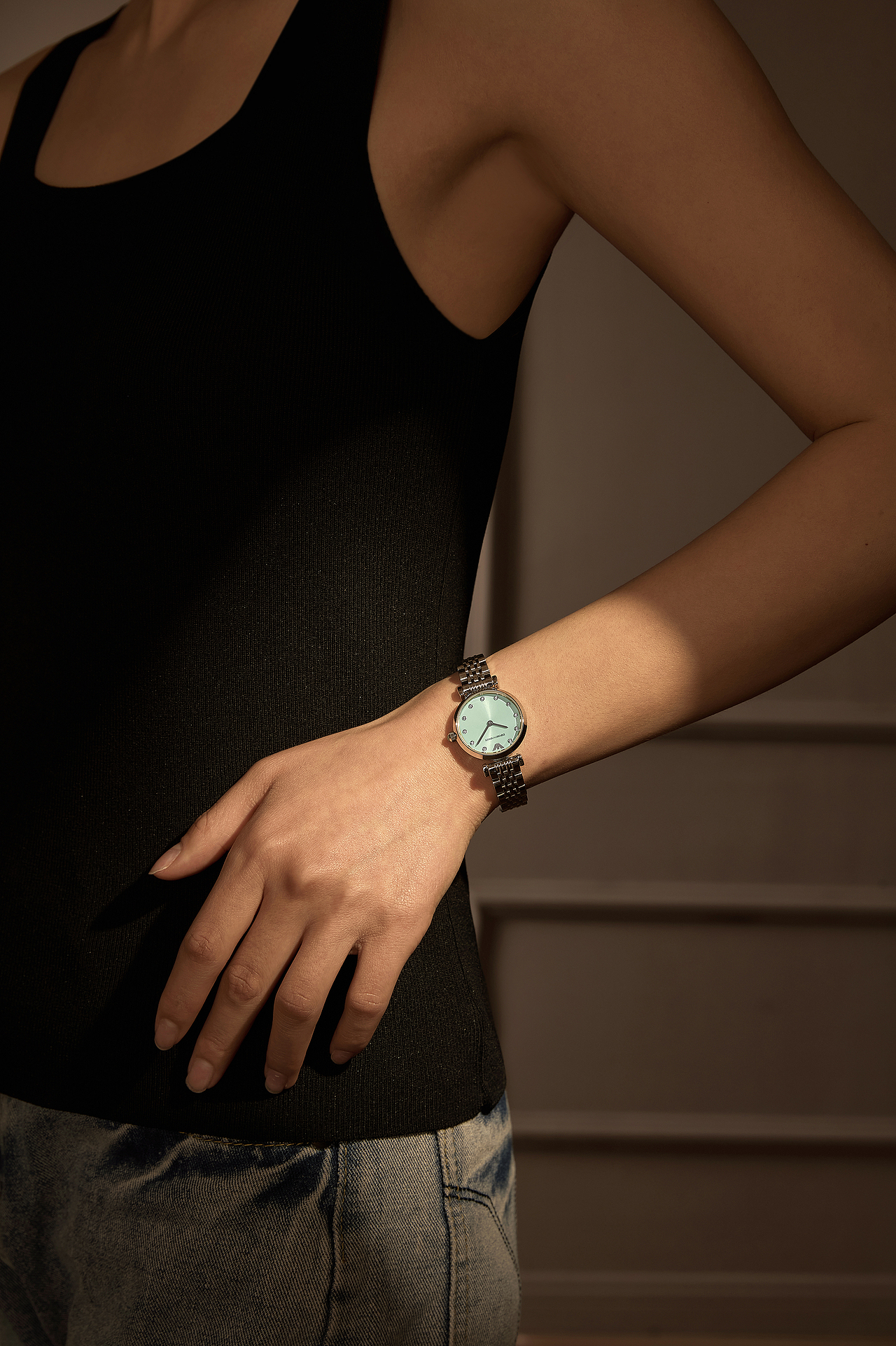 手表拍摄--微距创意拍摄（图ZMzg2MDc1NDEy） - 产品摄影 - 站酷设计师微距创意原创素材 - 站酷ZCOOL