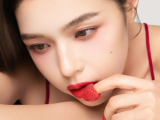 妍物集 |  彩妆化妆品美妆口红眼影模特图人像摄影杭州