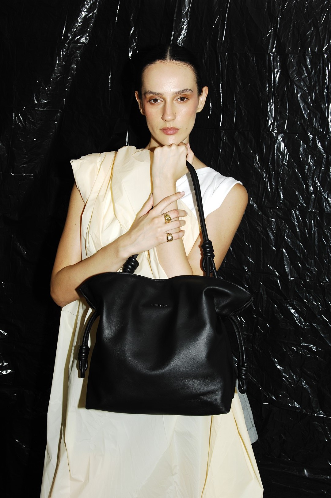 极简高级风 女外模