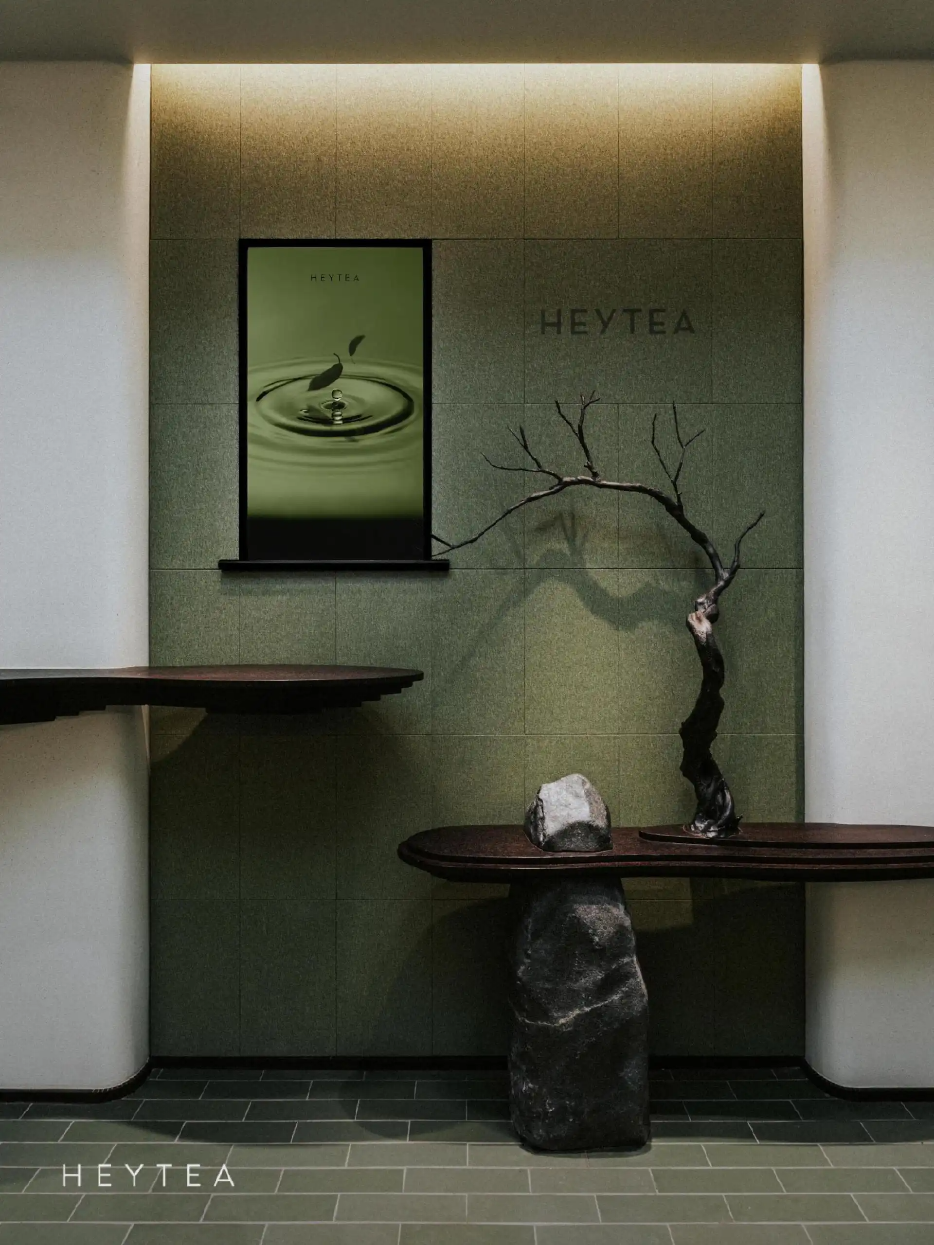 LOEWE携手哈啰推出“金色骑旅”限时体验/喜茶首家海外LAB店在美国纽约时代广场开业