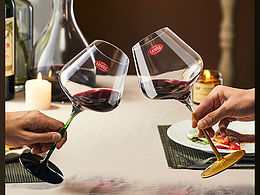 分享一组红酒杯拍摄