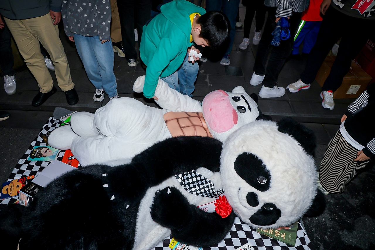 当公仔们“出道”：淘宝如何用创意营销嗨翻双11（图ZMzg2NTkwMjE2） - 其他 - 站酷设计师盘马弯弓PMWG原创素材 - 站酷ZCOOL