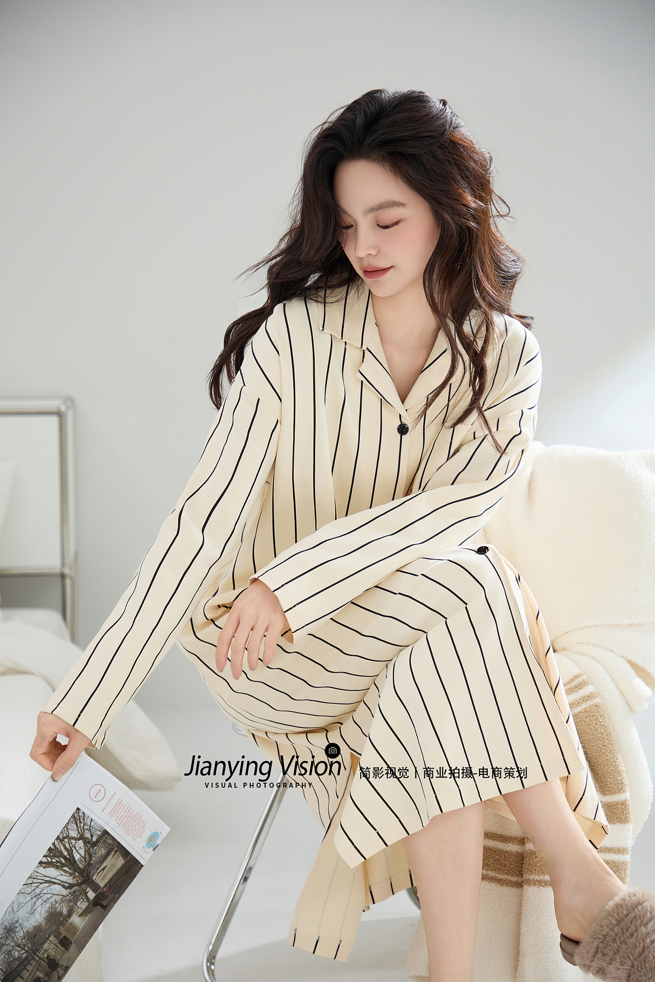 杭州女家居服摄影丨 睡衣摄影拍摄丨 杭州摄影🔥（图ZMzg2NjExMzY0） - 人像摄影 - 站酷设计师简影视觉原创素材 - 站酷ZCOOL