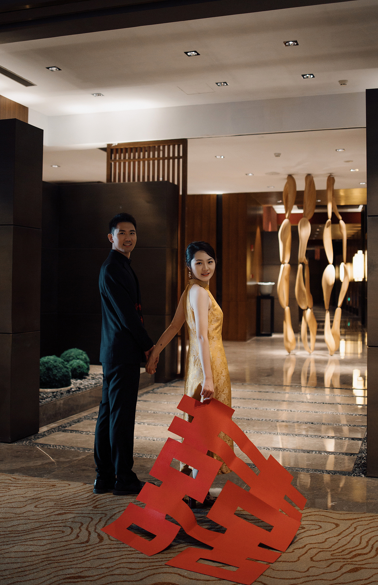 爱意公之于众 | 订婚跟拍（图ZMzg2NjIxNzg4） - 人像摄影 - 站酷设计师是桶桶酱吖原创素材 - 站酷ZCOOL