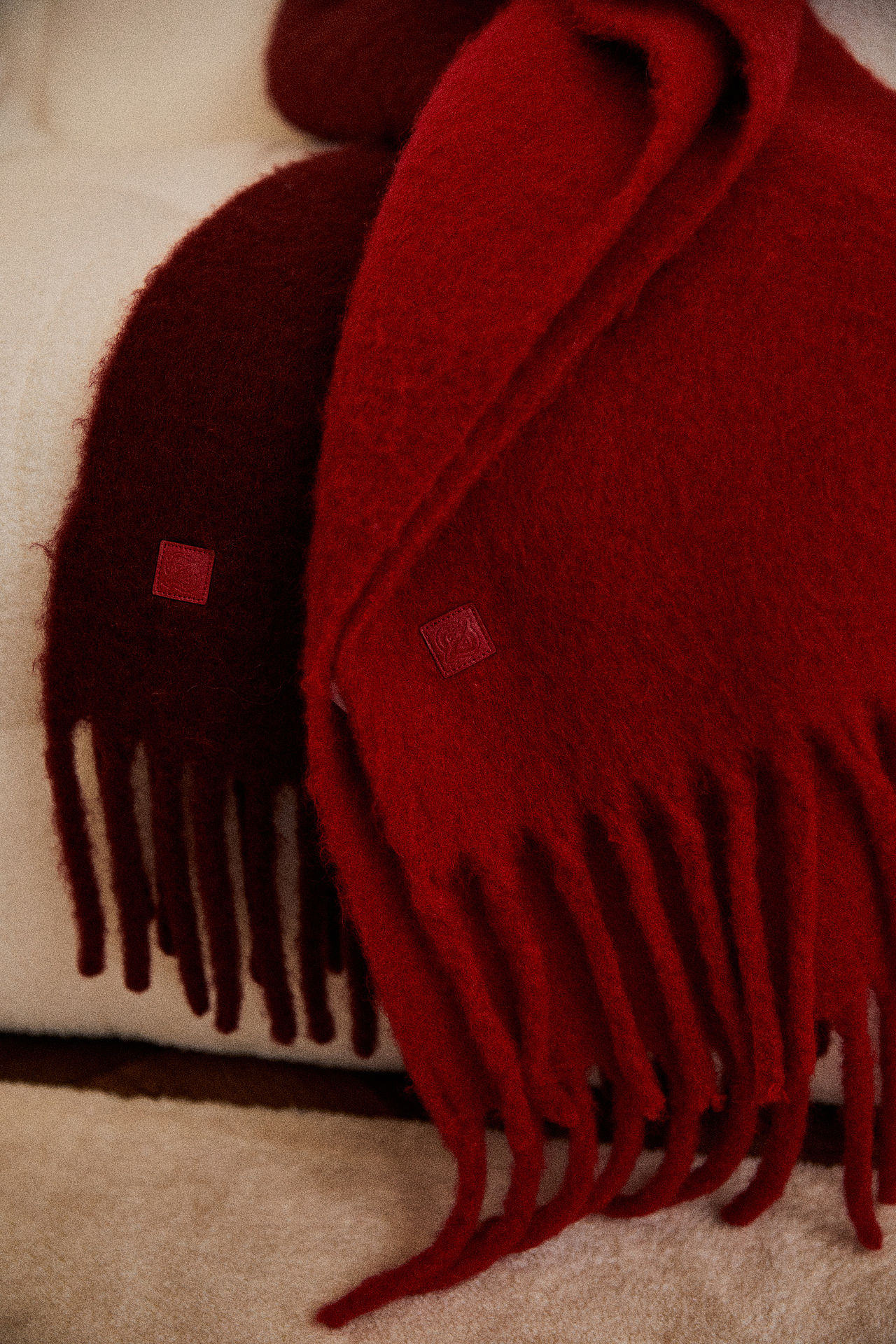 围巾静物摄影（图ZMzg2NjkxMzIw） - 产品摄影 - 站酷设计师平行line原创素材 - 站酷ZCOOL