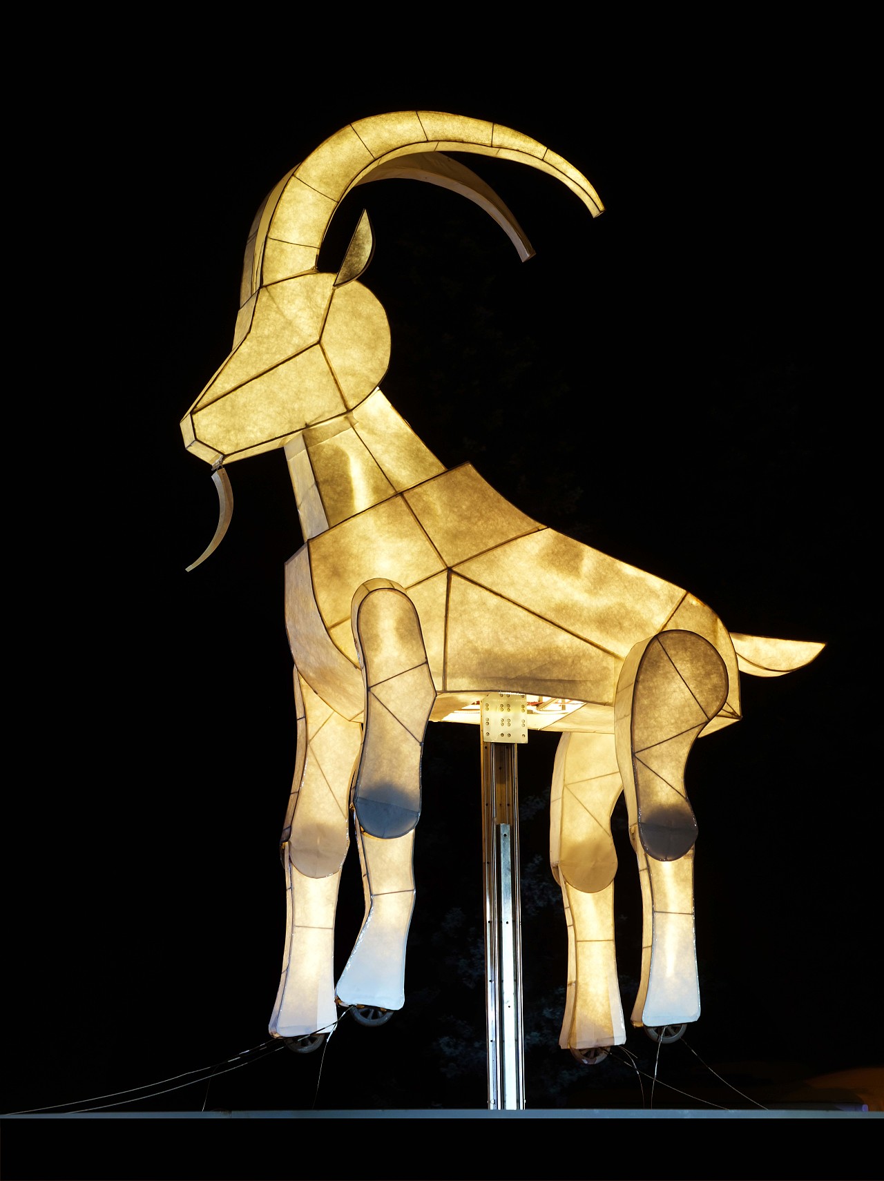 飞猪阿勒泰房车音乐节主装置（图ZMzg2NzI5MzY0） - 其他空间 - 站酷设计师不是美术馆原创素材 - 站酷ZCOOL