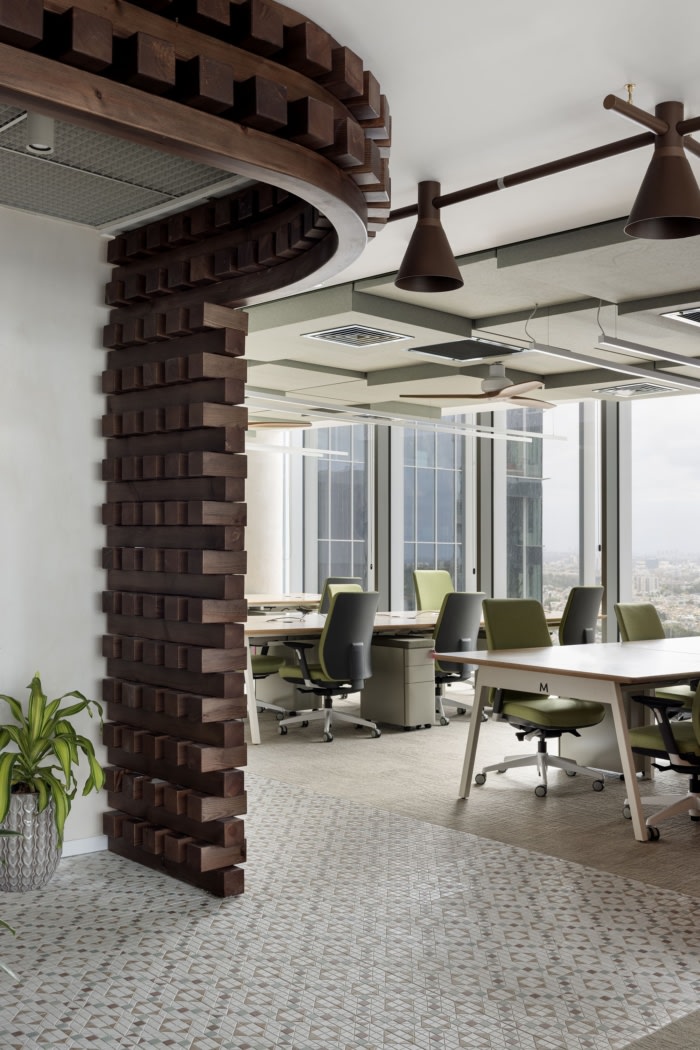 受沙漠景观启发的自然色彩和纹理经过精心挑选 营造出平静的氛围