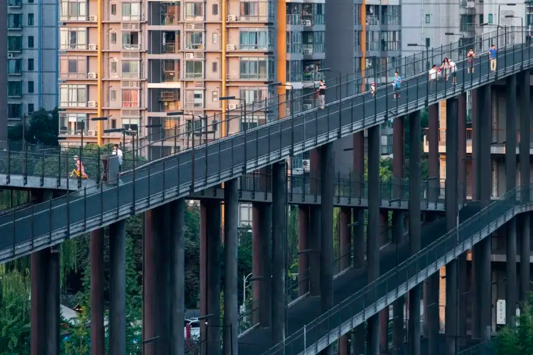 中国建筑师刘家琨获普利兹克建筑奖/雷军喊话改进新能源绿牌设计/神龙汽车发布示界LOGO（图ZMTUwNDEwMjA=） - 资讯 - 站酷设计师站酷资讯原创素材 - 站酷ZCOOL