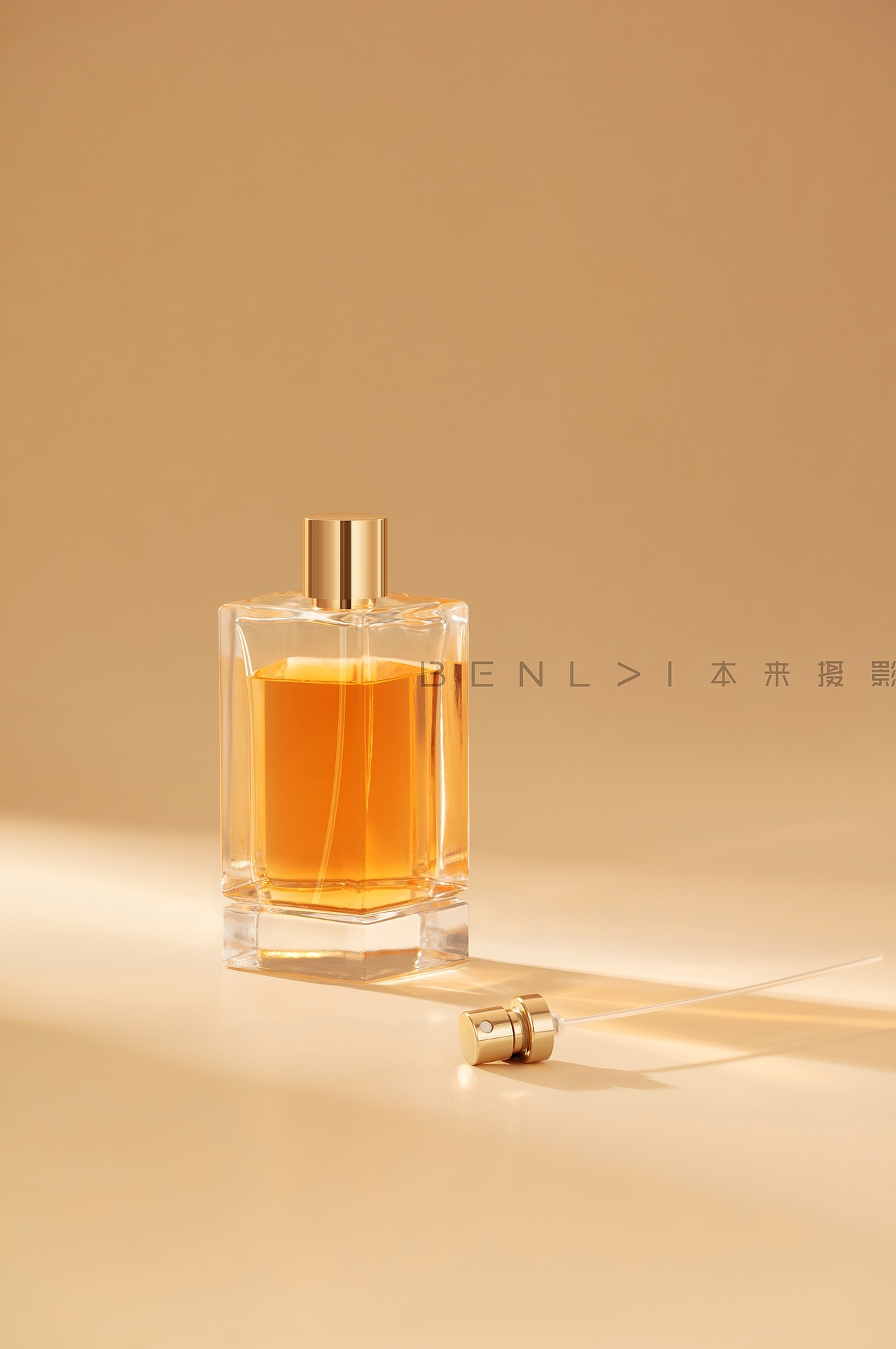 香水喷嘴产品创意场景摄影 香水场景摄影