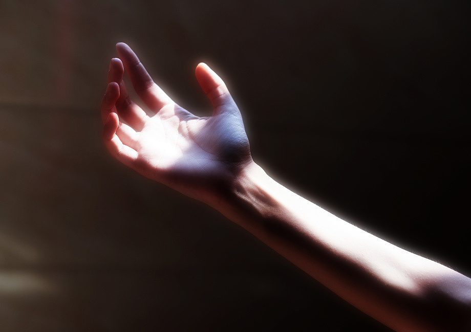 光落在你脸上（图ZMzg2OTQ1MzQw） - 人像摄影 - 站酷设计师自弃火种原创素材 - 站酷ZCOOL