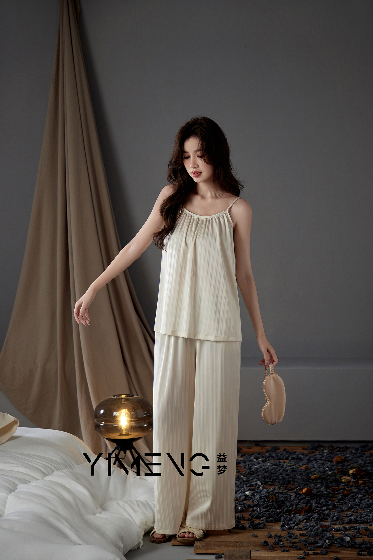 广州家居服拍摄 | 性感冰丝（图ZMzg2OTg0NTE2） - 产品摄影 - 站酷设计师摄影师益梦原创素材 - 站酷ZCOOL