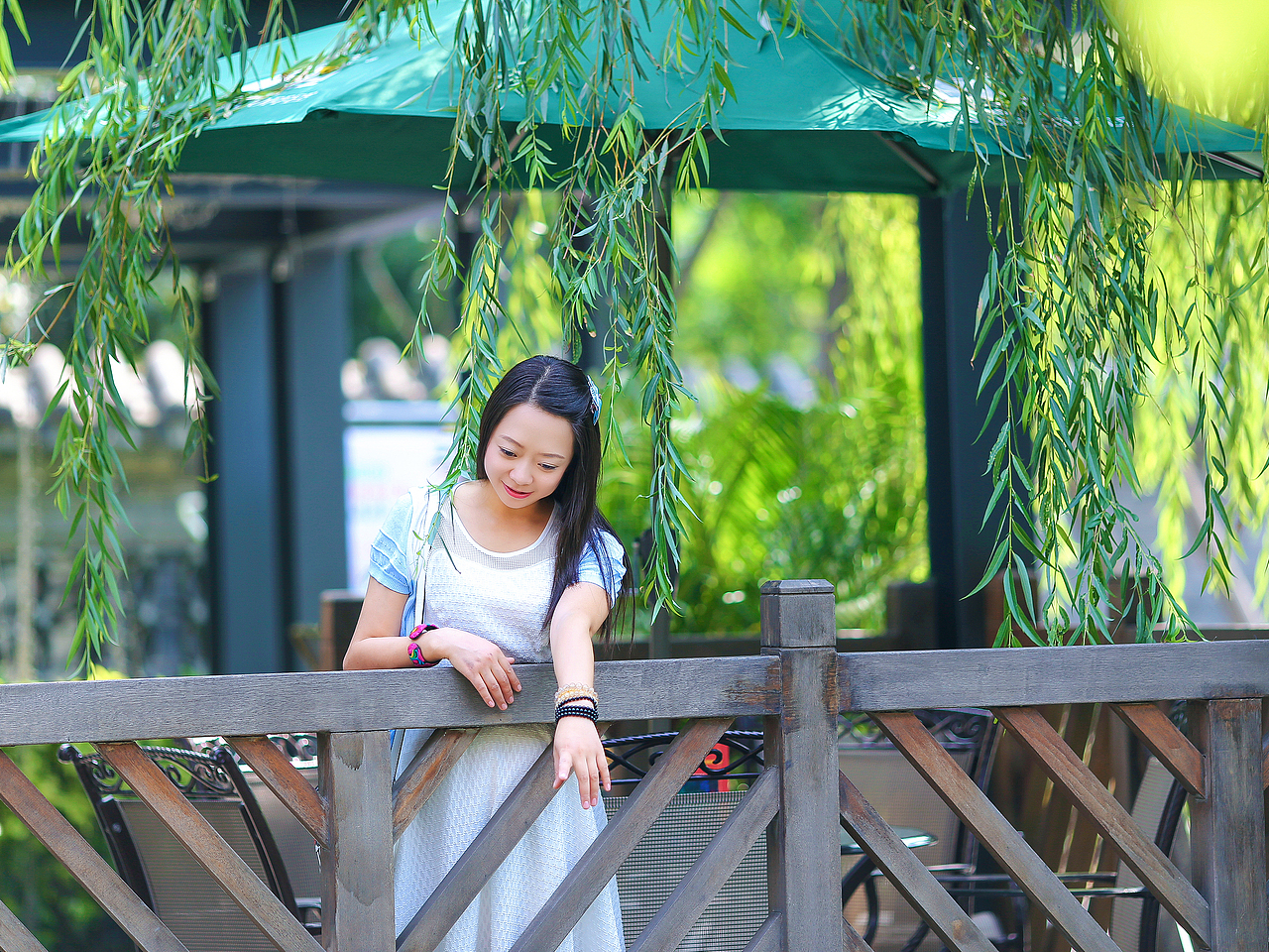 写真约拍 | 书店和文艺女孩的气质邂逅（图ZMzg3MDUzNzEy） - 人像摄影 - 站酷设计师摄影师_罗少原创素材 - 站酷ZCOOL