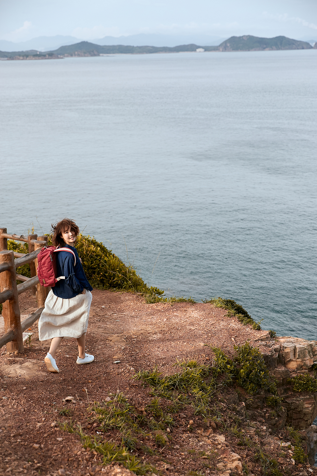 双肩包拍摄｜模特拍摄｜旅行包书包（图ZMzg3MDc1MTE2） - 人像摄影 - 站酷设计师摄影师Fengzi原创素材 - 站酷ZCOOL