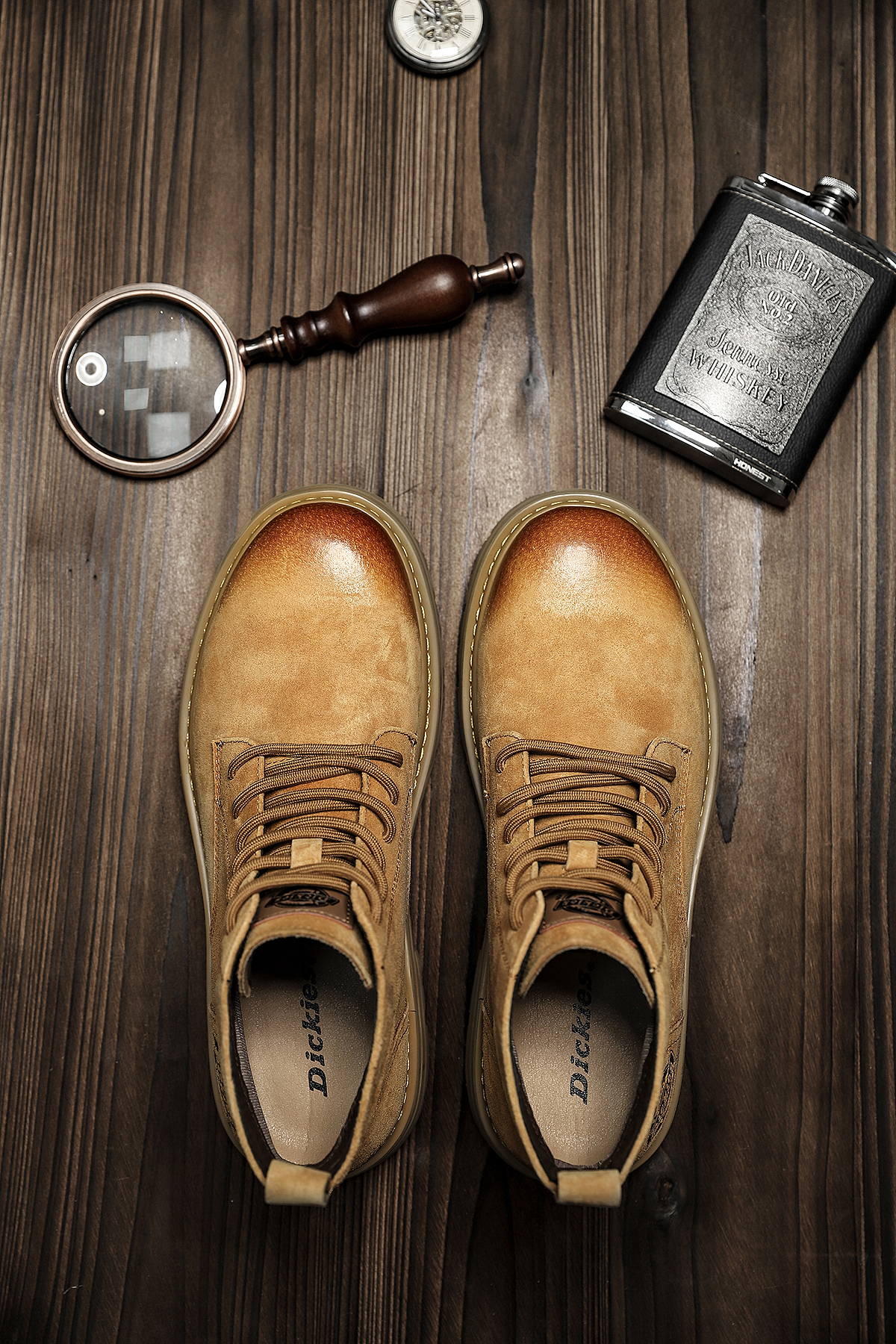 男工装靴子拍摄（图ZMzg3MjUxMjY4） - 产品摄影 - 站酷设计师爱喝咖啡的猫MAO原创素材 - 站酷ZCOOL