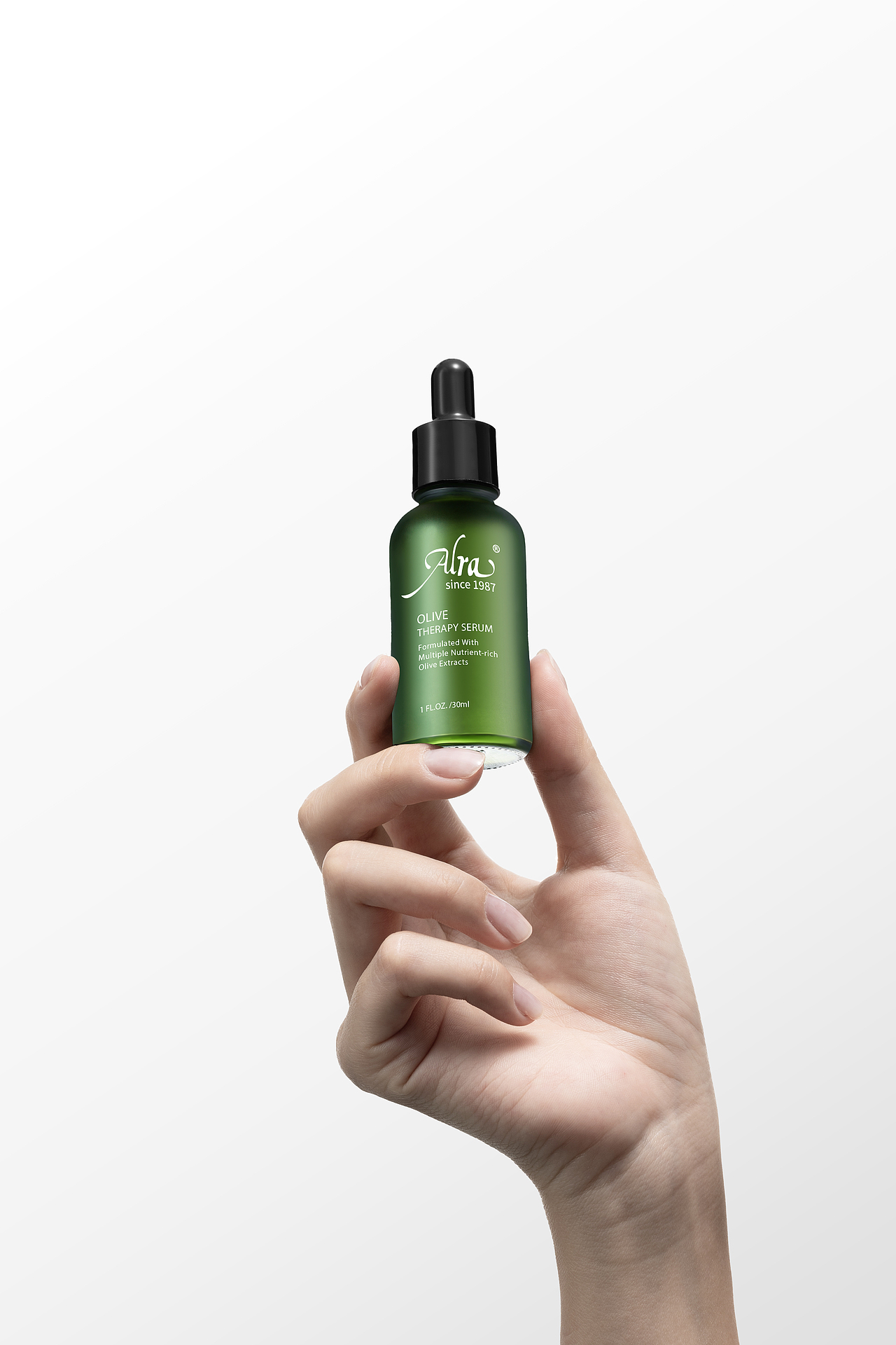 产品拍摄｜油橄榄精华｜实验室科技感（图ZMzg3Mjk2NDU2） - 产品摄影 - 站酷设计师Opal蕉一鹿原创素材 - 站酷ZCOOL