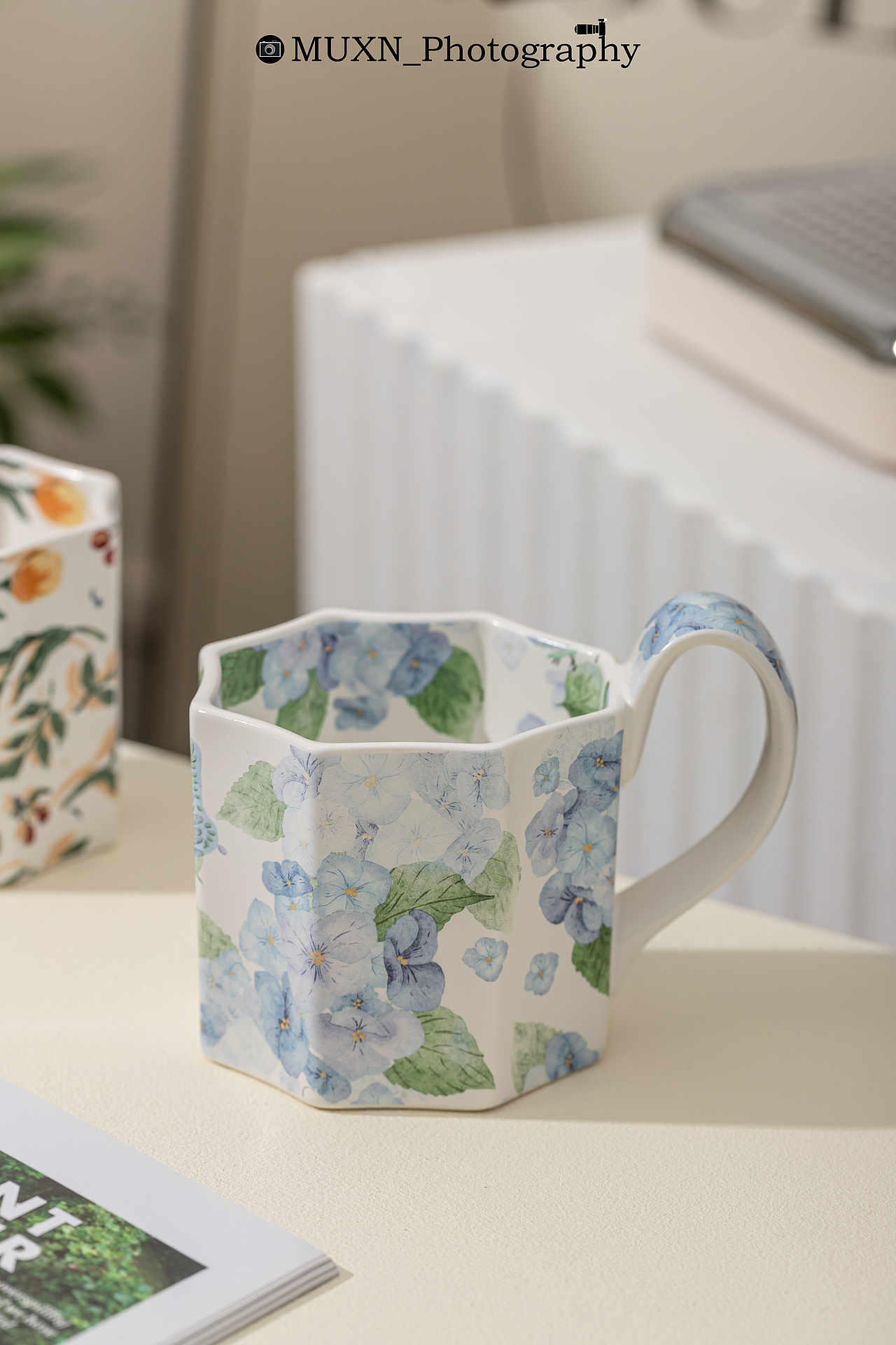 产品摄影 / 春日花海系列马克杯（图ZMzg3MzMxNTMy） - 产品摄影 - 站酷设计师muxn原创素材 - 站酷ZCOOL