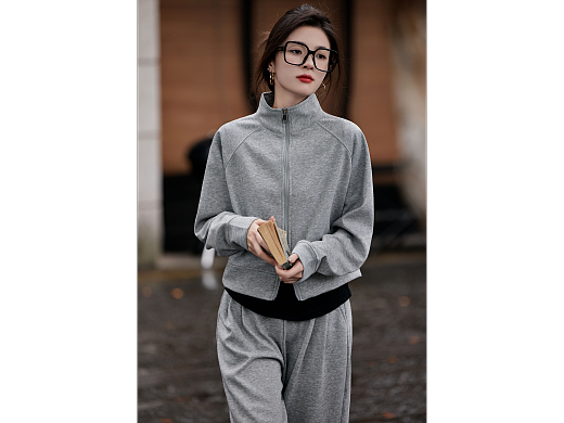 女装拍摄（个人主页-ZNzE1NzU4MjQ=） - 人像摄影 - 站酷设计师欧欧阳欧原创素材 - 站酷ZCOOL