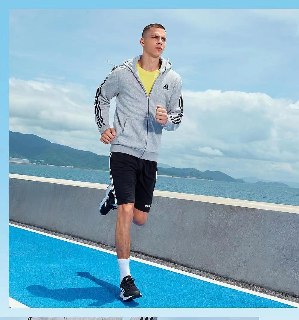 运动感的外籍男模