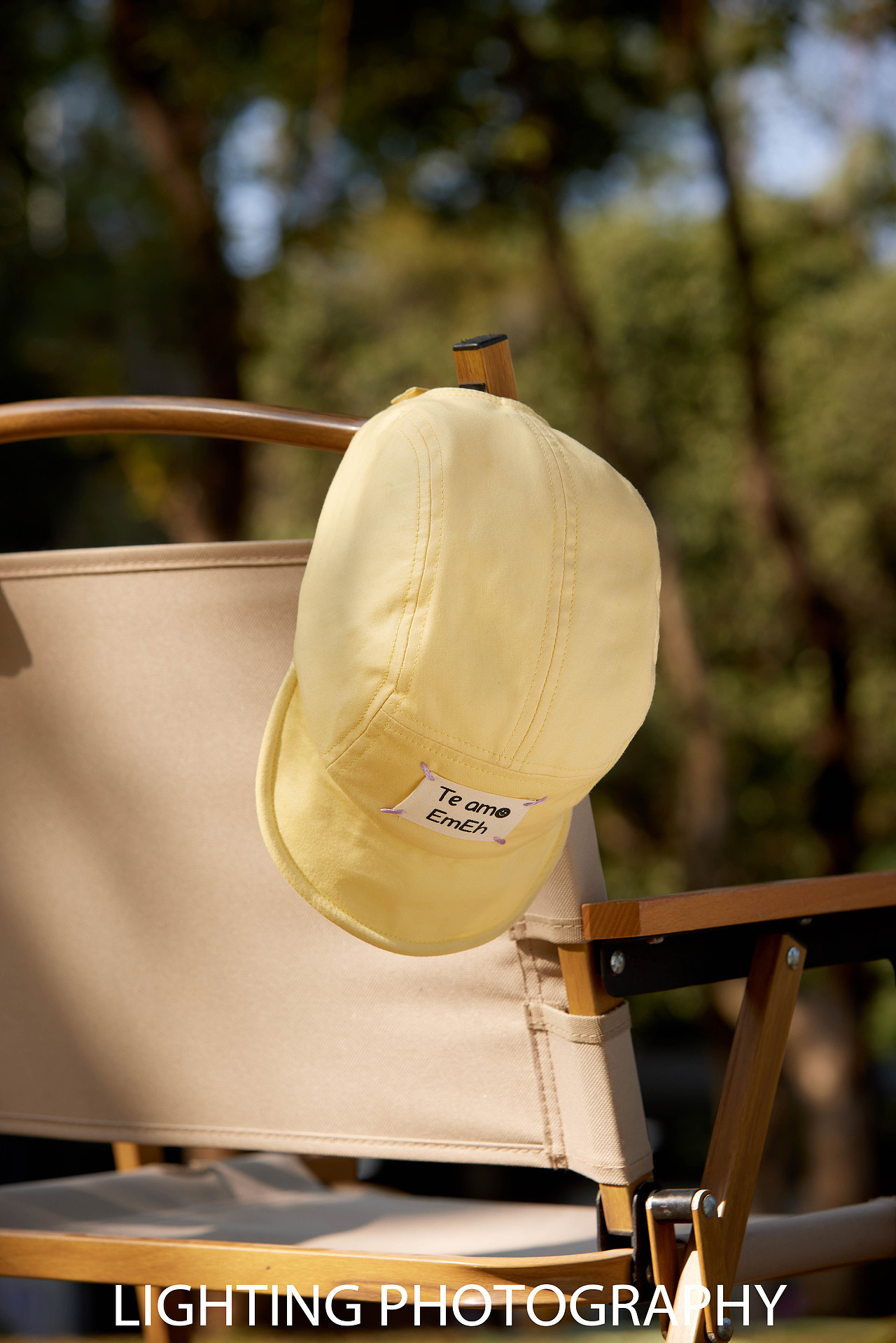 帽子拍摄｜电商静物摄影 儿童棒球帽户外拍摄（图ZMzg3MzgwNDEy） - 产品摄影 - 站酷设计师服装平铺摄影师原创素材 - 站酷ZCOOL